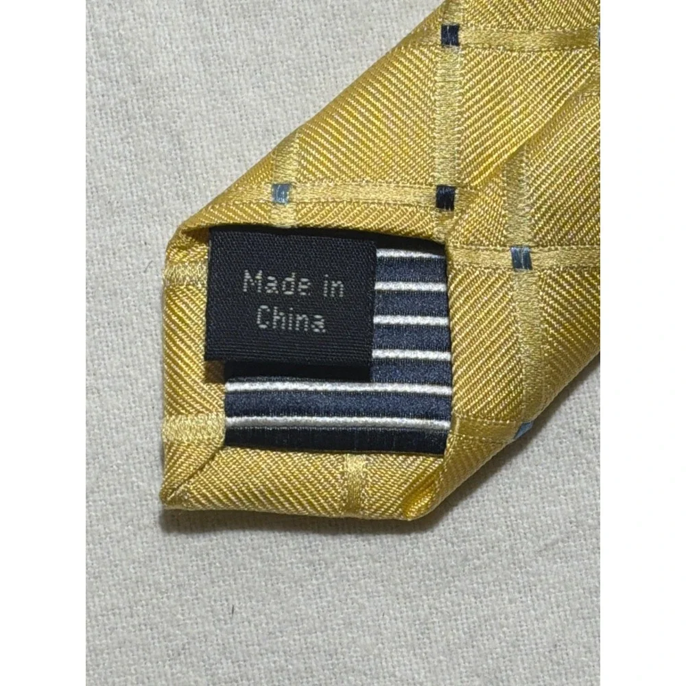 Nautica Mens Gold Silk Necktie Geometric Diamond Grd Pattern Blue Accents 58x3.5